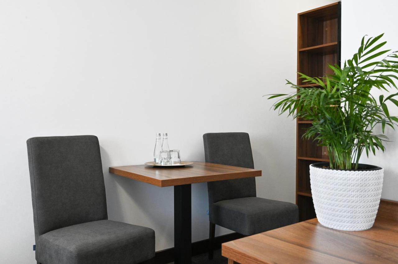 Hotel Terminal Gorzów Wielkopolski Extérieur photo